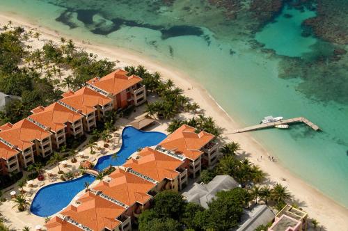 Infinity Bay Beach Area